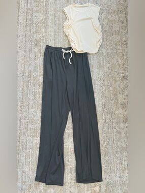 Cream Sleeveless Top & Black Wide-Leg Drawstring Pants Set